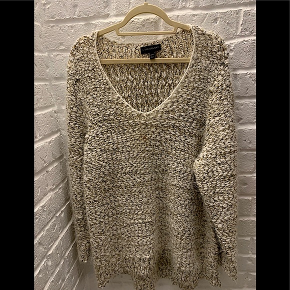 25% off listed price . Gold/whiteknitted sweater. Lane Bryant sweater Plus size - Picture 1 of 7